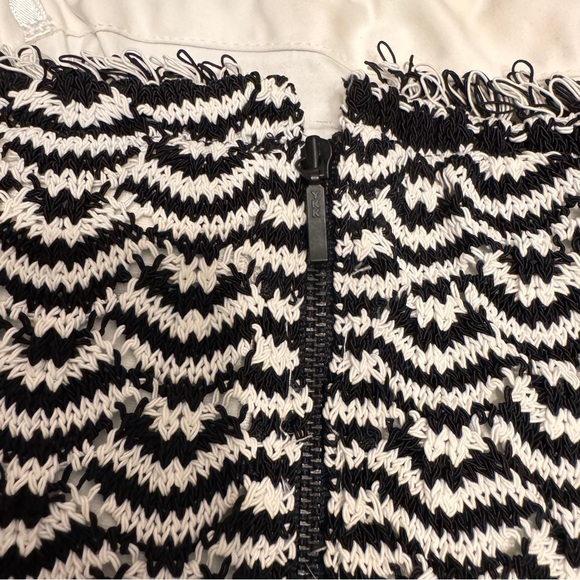 White House Black Market Black White Knit Tassel Fringe Strapless Corset Bustier - Picture 5 of 16